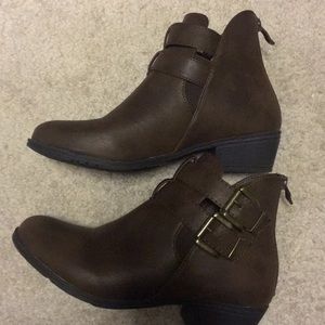 Brown booties size 5.5